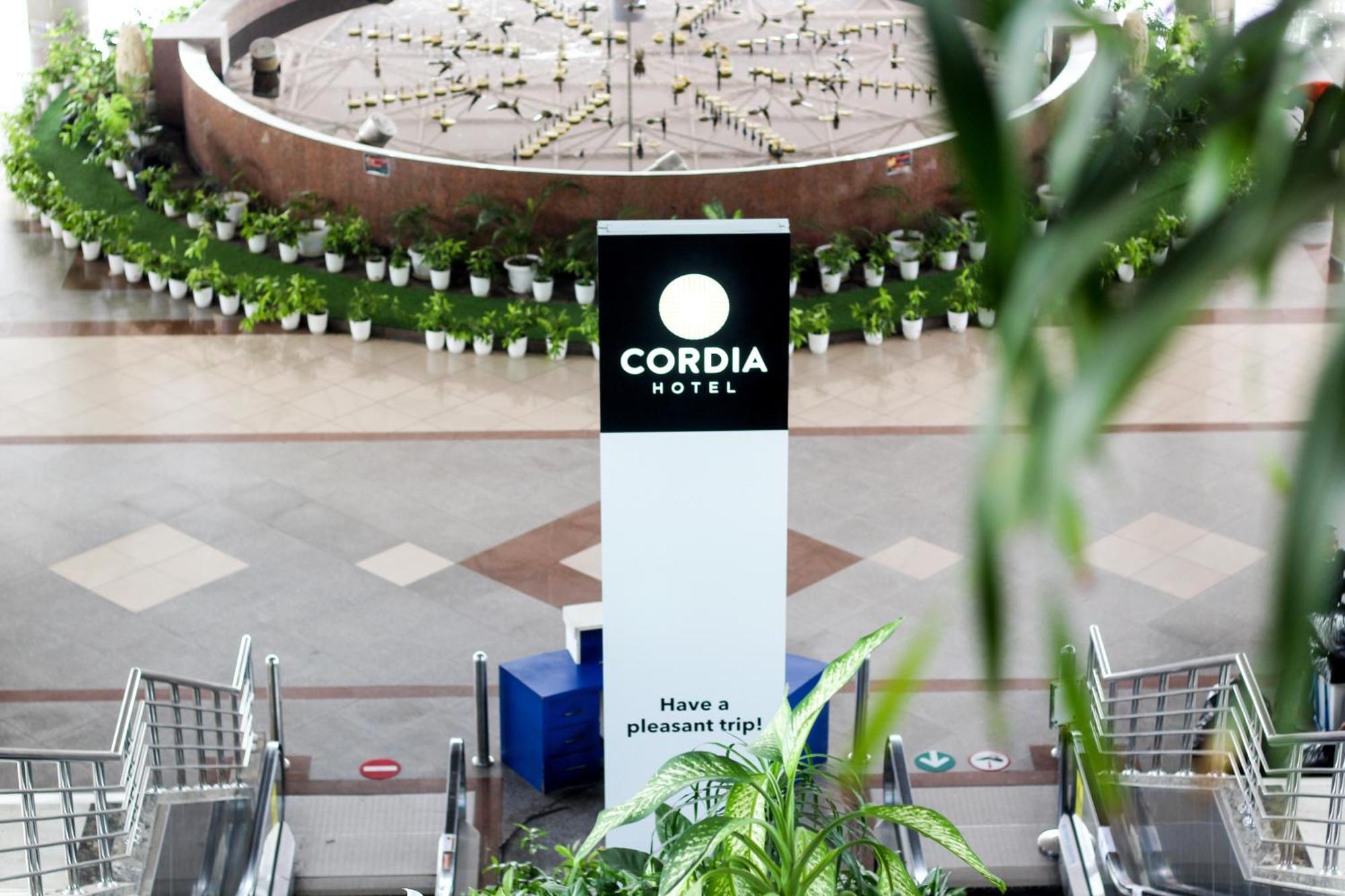 Cordia Hotel Surabaya Airport - Hotel Dalam Bandara - Formerly Ibis Budget Surabaya Airport Sidoarjo Exterior foto